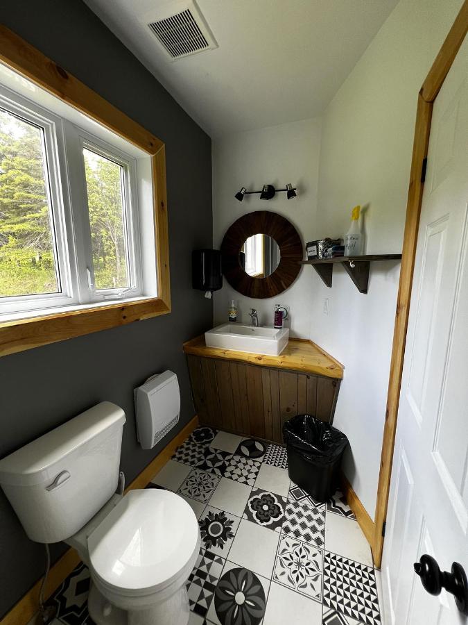 Chill Shack - Auberge Jeunesse Sainte Anne-des-Chênes Eksteriør billede